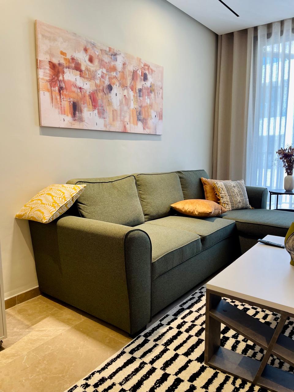 Studio haut standing à louer à Casablanca Quartier les princesses– moderne, meublé et bien situé