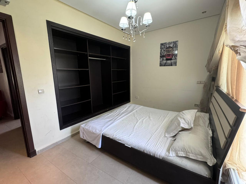 Superbe villa haut standing meublée à Dar Bouazza – à vendre avec piscine