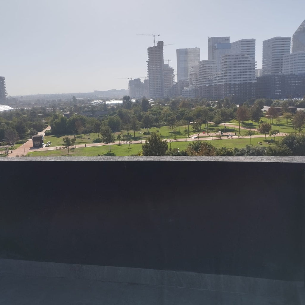 Studio non meublé haut standing à louer à Casablanca avec vue sur CFC. Emplacement prestigieux, lumineux et moderne. Loyer 6 500 DH/mois.